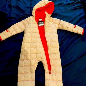 North face baby girl snow suit NWOT